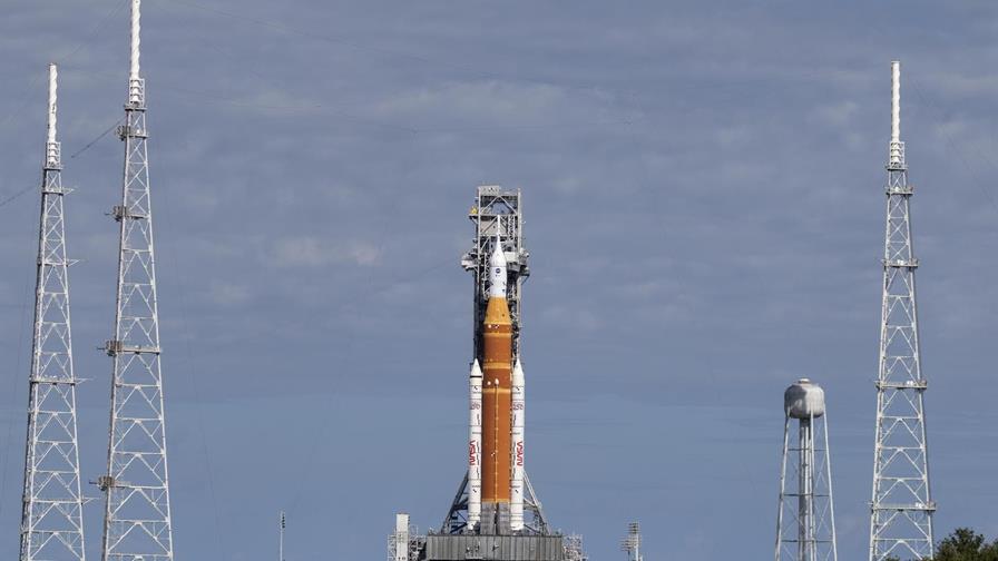 La misión tripulada a la Luna se aplaza tras parar las pruebas por fuga de combustible La misión tripulada a la Luna se aplaza tras parar las pruebas por fuga de combustible