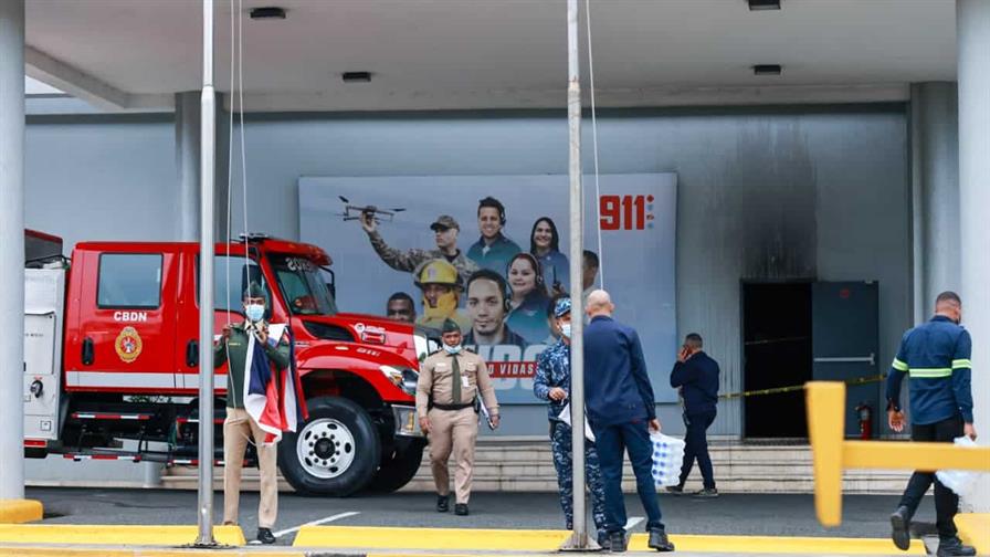 Posible cortocircuito o falla eléctrica habrían provocado incendio en la sede del Sistema del 9-1-1 Posible cortocircuito o falla eléctrica habrían provocado incendio en la sede del Sistema del 9-1-1