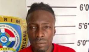 Tres antisociales asaltan personas que llegaban a residencia en Los Alcarrizos: PN detiene a uno