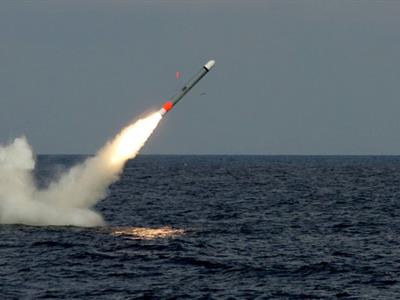 EE. UU. firma contratos para aumentar producción de misiles