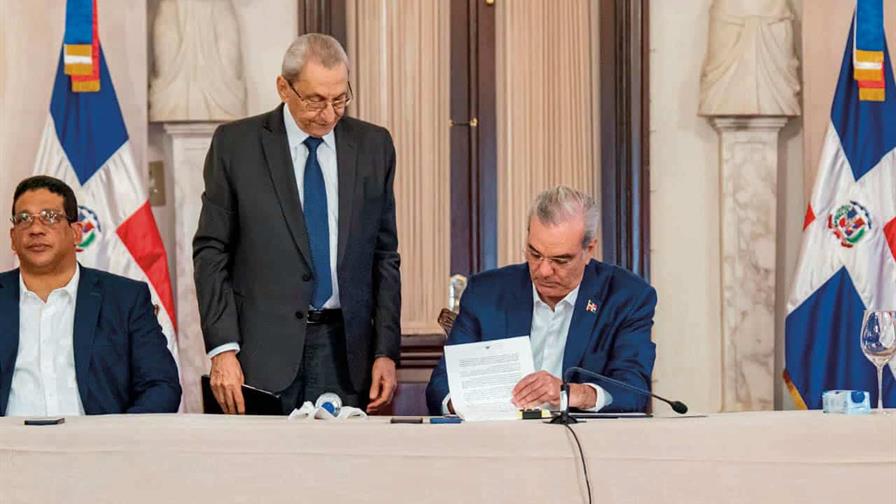 Publicidad oficial por excepci&oacute;n queda sujeta a reglas estrictas en nuevo reglamento