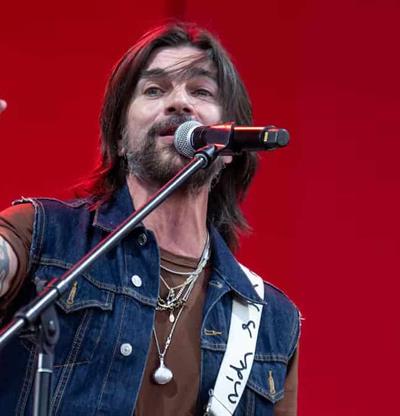 Juanes lanzar&aacute; JuanesTeban, su d&eacute;cimo segundo &aacute;lbum, el pr&oacute;ximo 6 de marzo