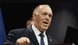 Enviado de Trump a Mine&aacute;polis anuncia el retiro inmediato de 700 agentes migratorios