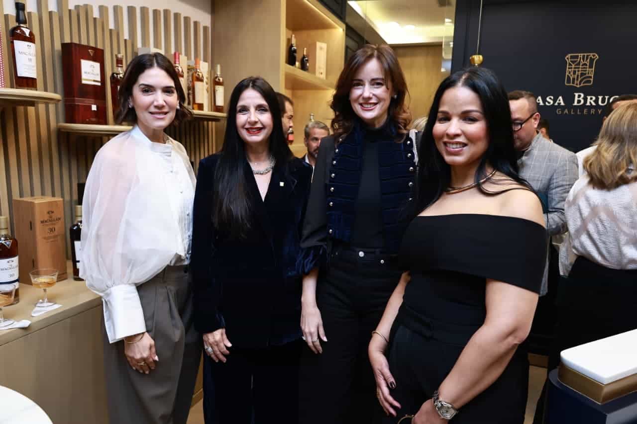Maria Conchita Arcal&aacute;, Susana Ortega, Viviana Cabral y Saidy Fabi&aacute;n.