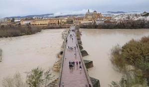 La borrasca Leonardo sigue azotando el sur de Espa&ntilde;a y provoca m&aacute;s de 6,000 desalojos