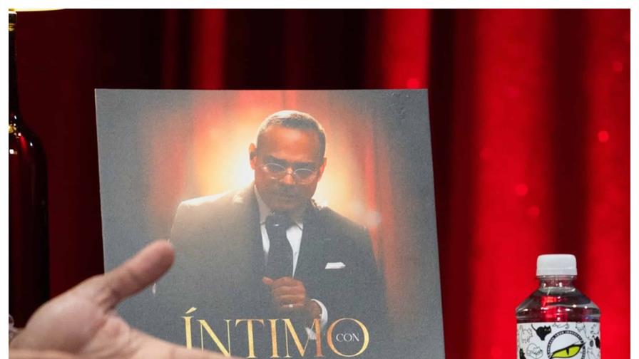 Gilberto Santa Rosa celebra el fin de las etiquetas en la música con su disco Íntimo