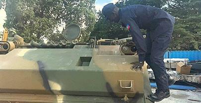 Polic&iacute;a de Hait&iacute; recibe tres veh&iacute;culos blindados donados por Corea del Sur