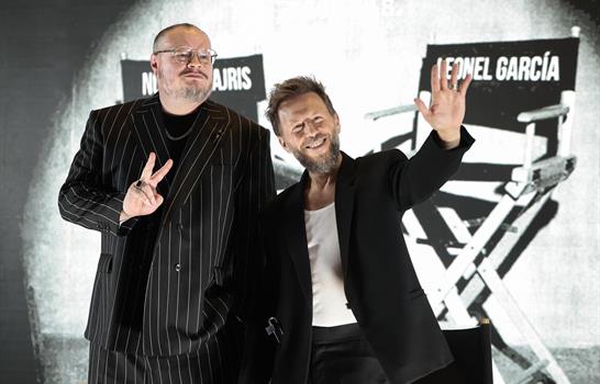 Sin Bandera: El mundo est&aacute; dise&ntilde;ado para que pierdas un poco de tu ser