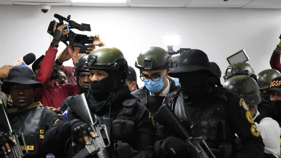 Tribunal ratifica la prisi&oacute;n preventiva a Santiago Hazim y a otros seis acusados en el caso Senasa