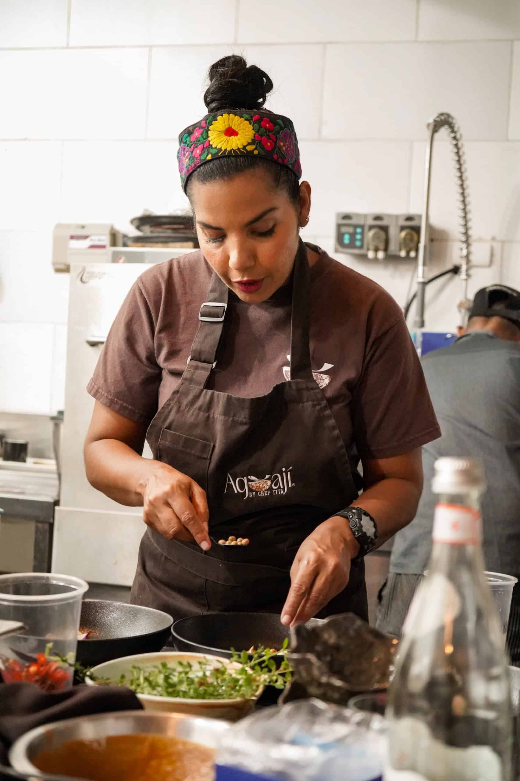 Chef Tita Pa&eacute;z.