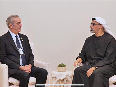 Abinader regresa al país tras agenda oficial en Emiratos Árabes Unidos