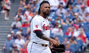 Acusan a Emmanuel Clase de ama&ntilde;ar al menos 48 juegos para favorecer a apostadores en RD