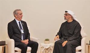 Luis Abinader se re&uacute;ne con pr&iacute;ncipe heredero de Abu Dabi en visita oficial