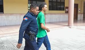 Dictan prisi&oacute;n preventiva a joven acusado de atropellar subdirector de la Digesett en Santiago