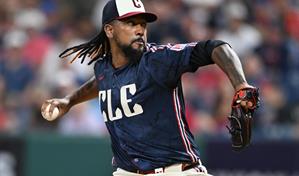 Emmanuel Clase habr&iacute;a manipulado pitcheos en 48 juegos