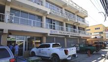 Mujer le quema las manos a su hijastra de 10 a&ntilde;os en Los Alcarrizos, seg&uacute;n la fiscal&iacute;a 