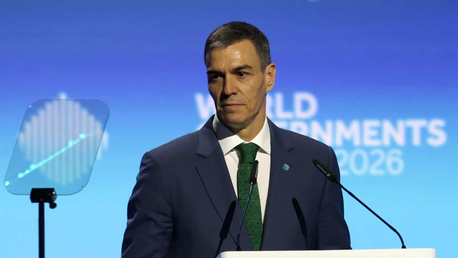 Pedro S&aacute;nchez llama a la prudencia ante nueva borrasca en una pen&iacute;nsula ib&eacute;rica saturada de agua