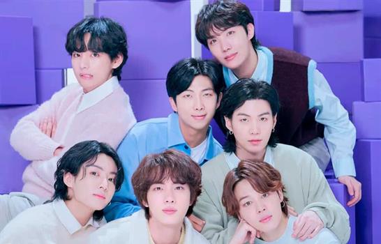 Seguidores de BTS marchan en M&eacute;xico para exigir claridad ante abusos en venta de boletos