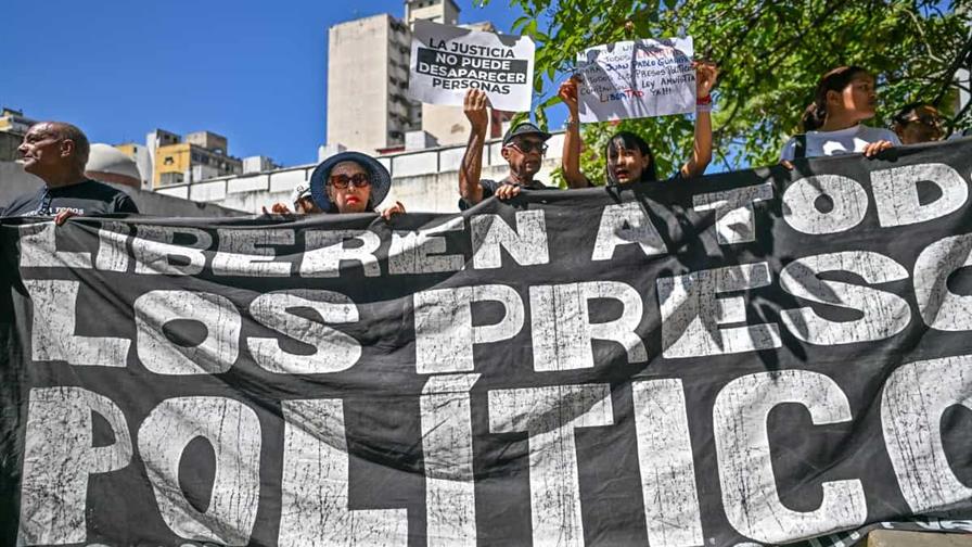 Torturado por vampiros, un franc&eacute;s narra su calvario en las c&aacute;rceles de Venezuela