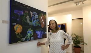 María Anunziata Ronzino deja inaugurada su exposición retrospectiva De la mano del color, la vida