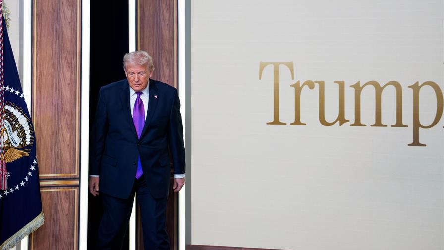 Donald Trump borra un video racista que mostraba a los Obama como simios