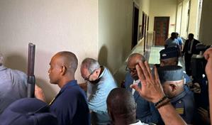 Imputados de presunto fraude de Barra Pay&aacute;n permanecer&aacute;n detenidos; recusan a la jueza