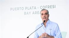 Abinader afirma el Gobierno elimina trabas y acelera la recuperaci&oacute;n del turismo en Puerto Plata