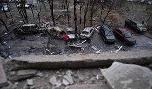 Rusia ataca infraestructura energética, transporte y un aeródromo en Ucrania