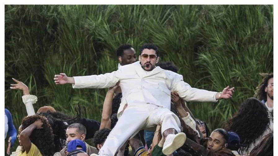 &iquest;Cu&aacute;nto cobr&oacute; Bad Bunny por el show de medio tiempo del Super Bowl 2026?