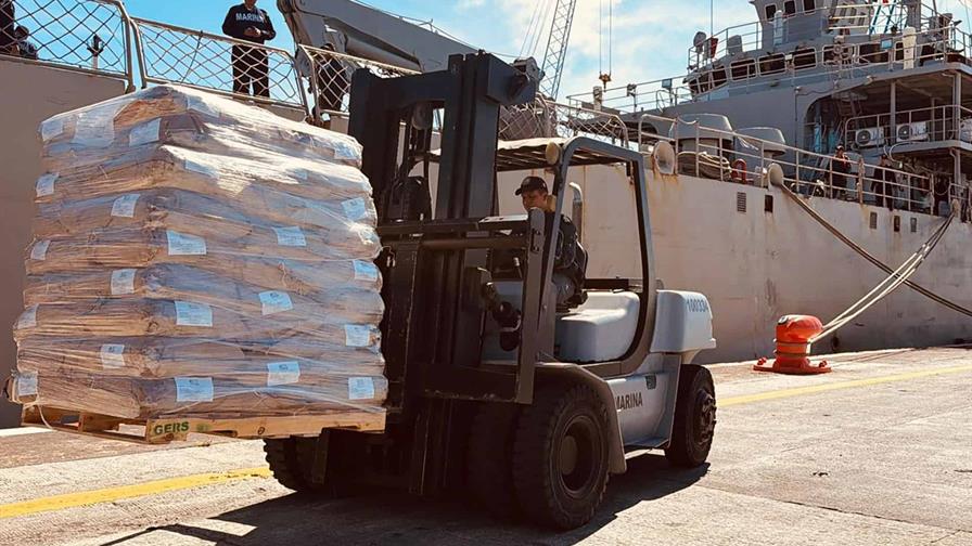 D&iacute;az-Canel agradece la solidaridad de M&eacute;xico por el env&iacute;o de ayuda humanitaria