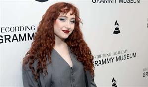 La cantante Chappell Roan deja su agencia tras aparici&oacute;n de su director en archivos de Epstein