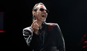 Marc Anthony se pronuncia sobre la pol&eacute;mica en la boda de Brooklyn Beckham