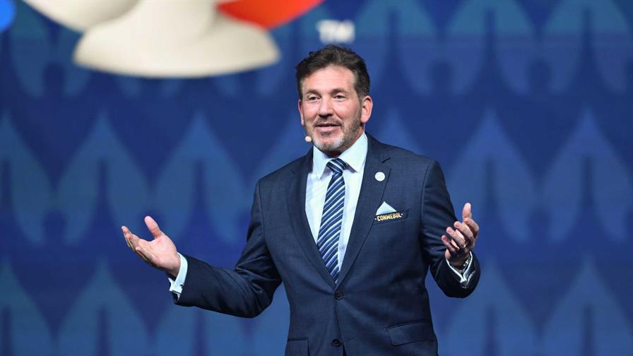 Presidente de Conmebol dice que es justo n&uacute;mero de plazas de la regi&oacute;n para el Mundial