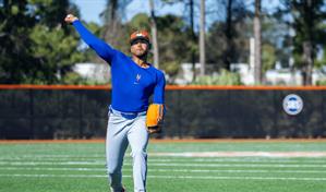 Freddy Peralta inicia su nueva etapa con los Mets