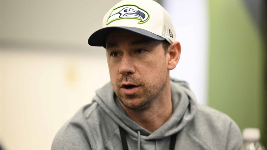 Klint Kubiak deja a los campeones Seahawks para ser entrenador de los Raiders de Brady