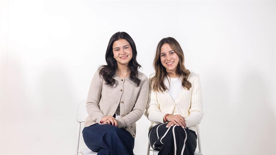 J&oacute;venes dominicanas crean programa para llevar estudiantes de escuelas p&uacute;blicas a debatir en Harvard