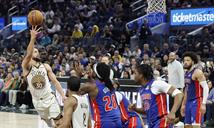 Stephen Curry anot&oacute; 29 puntos en su regreso pero fall&oacute; el canasto para ganar frente a Houston