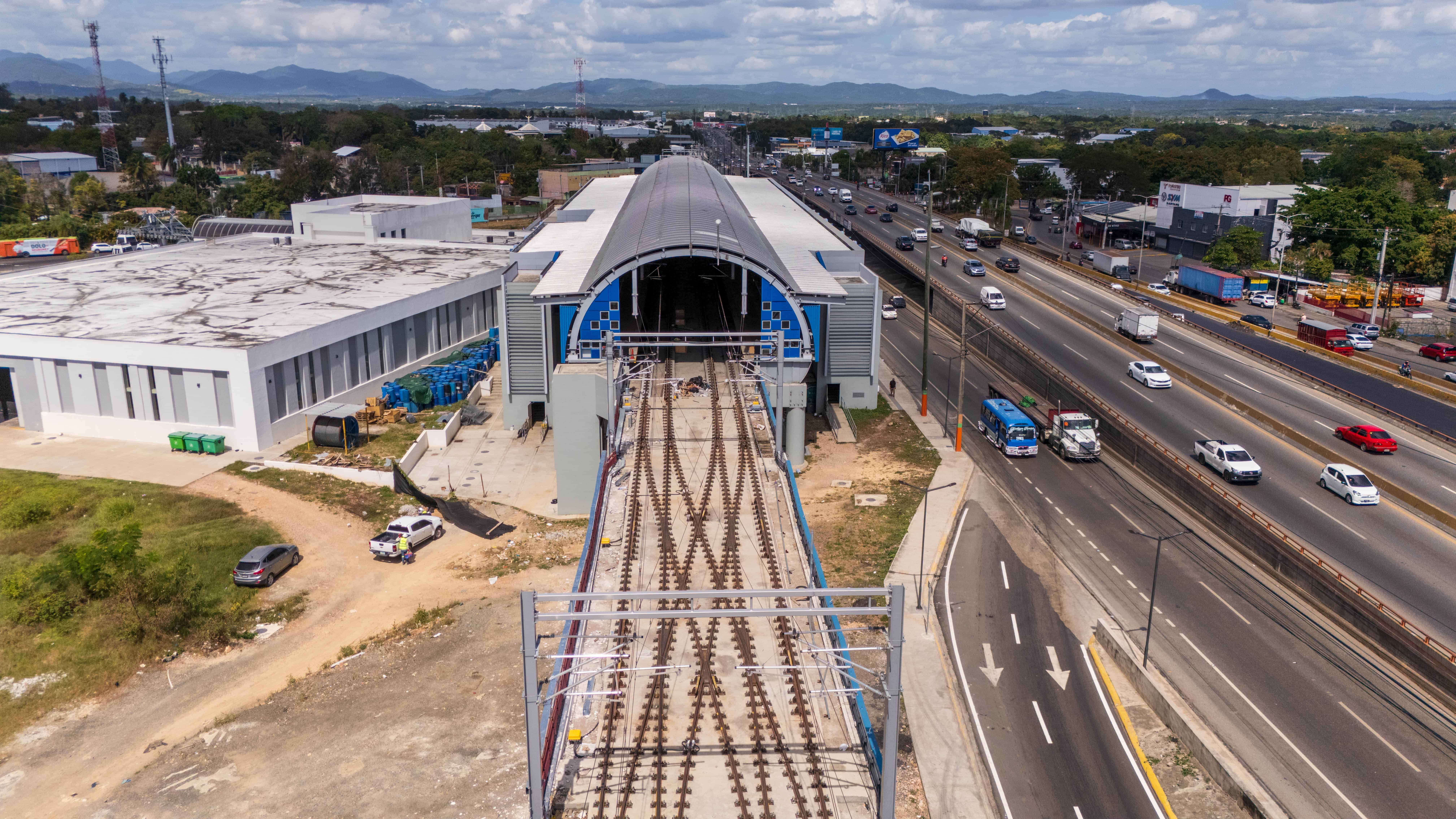 El metro beneficiar&aacute; a resinetes en Los Alcarizos y Santo Domingo Oeste.