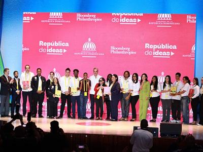 Abinader: "Todo cambio verdadero comienza con una idea"