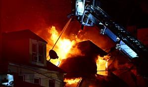 Hallan muerta entre escombros a reci&eacute;n nacida que estaba desaparecida tras incendio en Queens, NY