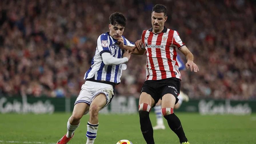 La Real Sociedad somete al Athletic en San Mam&eacute;s y encarrila el pase a la final