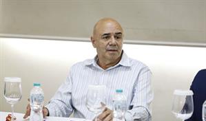 El padre del piloto dominicano detenido en Guinea afirma que est&aacute; preso injustamente