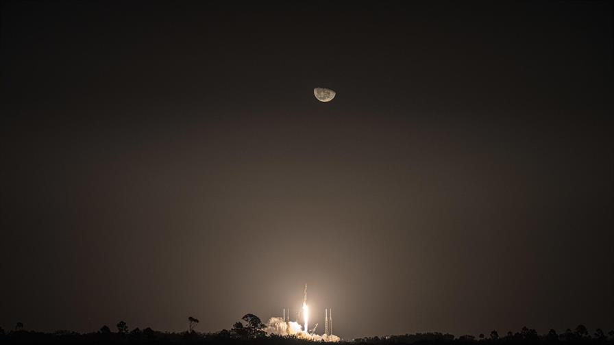 Elon Musk cambia de prioridad: ya no es Marte, ahora es la Luna