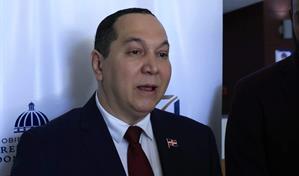 Proponen regular el uso de redes sociales en las escuelas