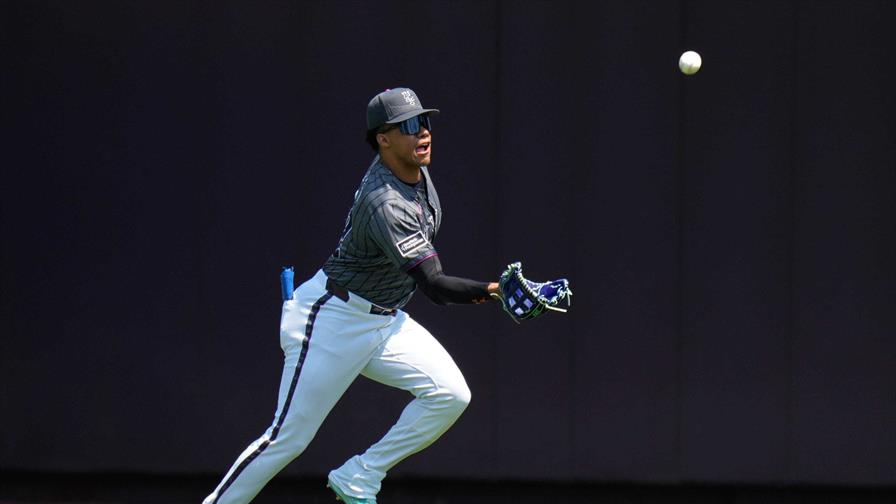 Soto al izquierdo, donde ha sido peor a la defensa