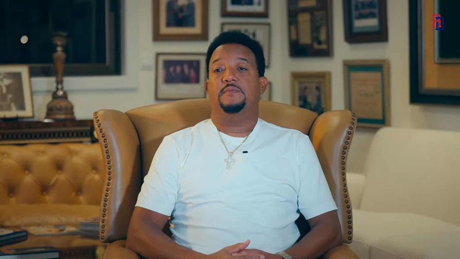 Pedro Mart&iacute;nez destaca el orgullo de representar al pa&iacute;s en el Cl&aacute;sico y resalta a Juan Marichal