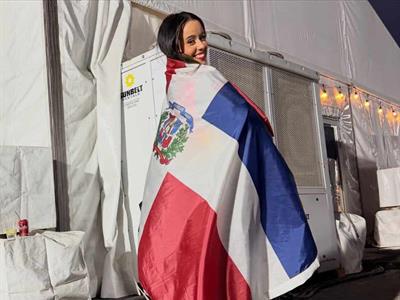 Super Bowl LX 2026 y la salsa: Melany Mercedes brilla en el show
