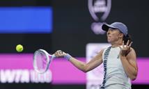 Swiatek abandona en Madrid entre l&aacute;grimas