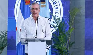 Abinader se la deja caer a la oposici&oacute;n en la inauguraci&oacute;n del acueducto de Azua