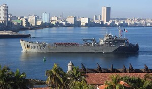 Cuba niega v&iacute;nculos con 90 cargamentos de combustible interceptados por EE.UU.